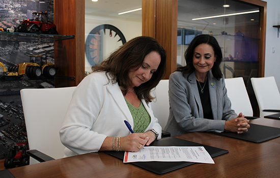 AEM and CGA Partner to Expand 811 Safety Messaging Across New Equipment Sold in the U.S.
