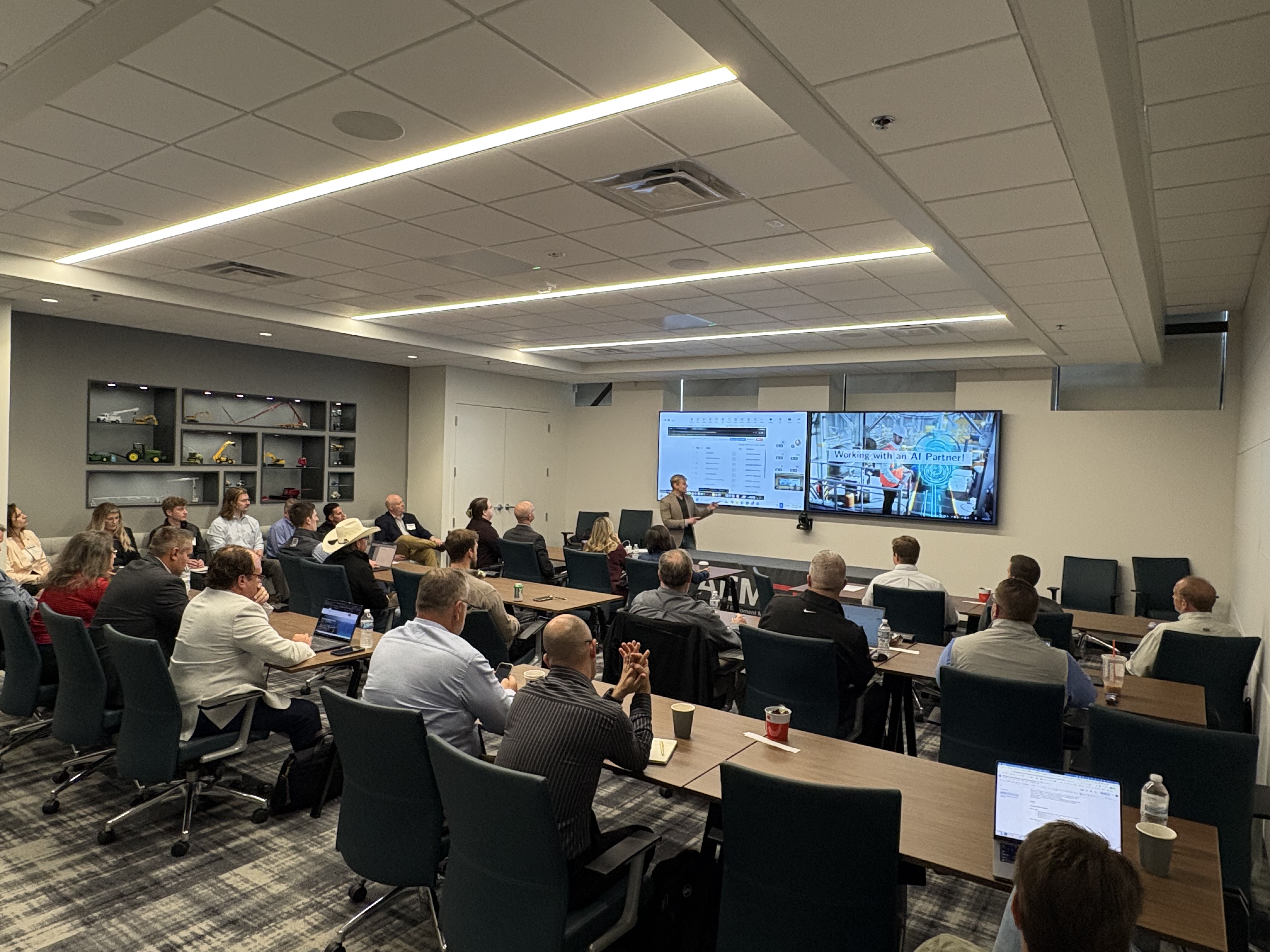 AEM’s 2027 Market Share Statistics Fall Meetings & Forum Brings Industry Professionals Together in Milwaukee